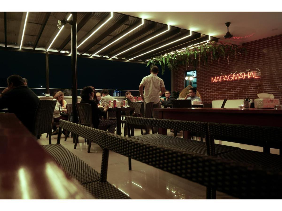 M28 Hotel And Apartments Cidade Quezon Exterior foto