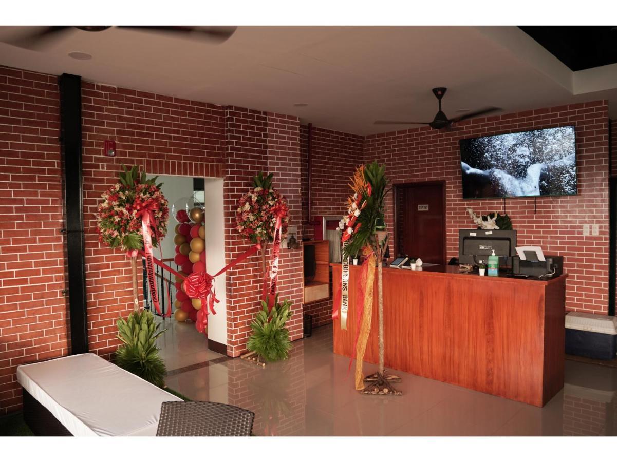 M28 Hotel And Apartments Cidade Quezon Exterior foto