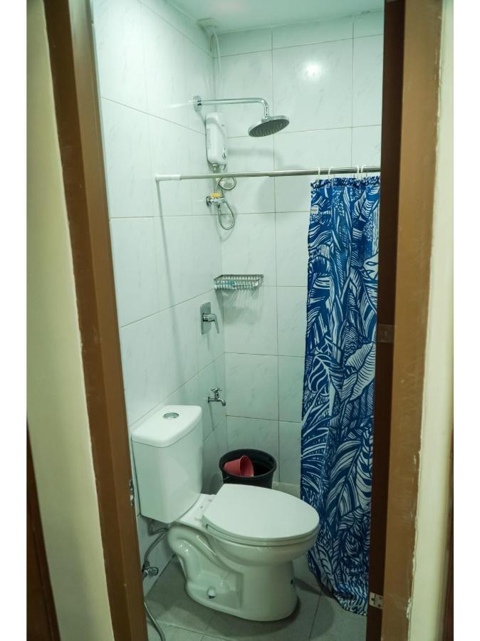 M28 Hotel And Apartments Cidade Quezon Exterior foto
